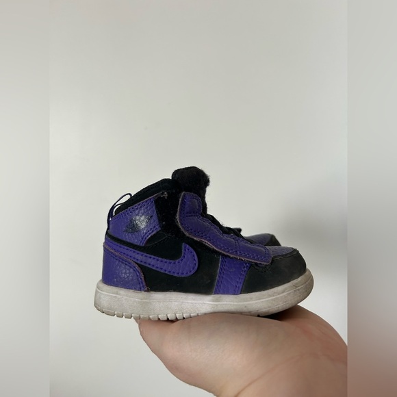 Nike Air Jordan 1 Mid "Dark Concord" Purple Black (PS) Size: 5C - Picture 1 of 8